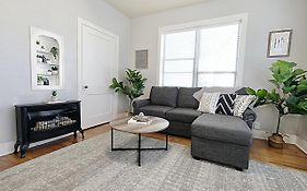 Relaxing 1 Bedroom Near Lower Greenville Free Parking